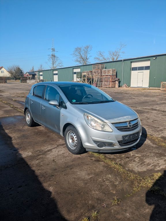 Opel Corsa 1.4 Satellite