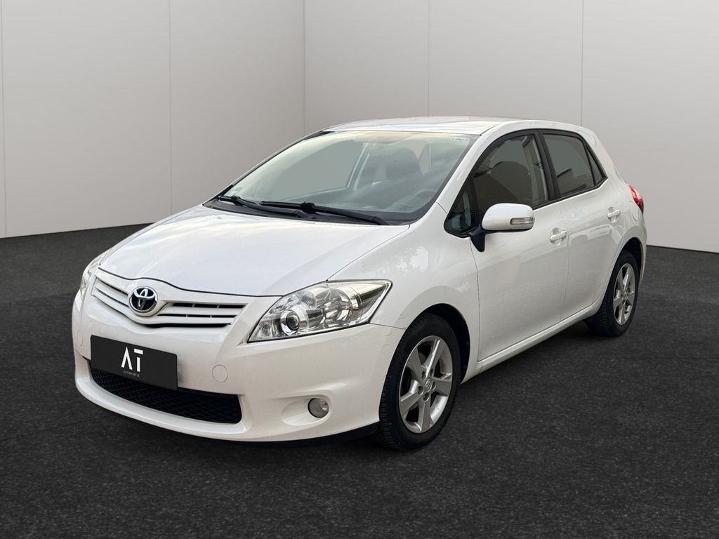Toyota Auris 1.33 Dual-VVT-i Edition*PDC*Navi
