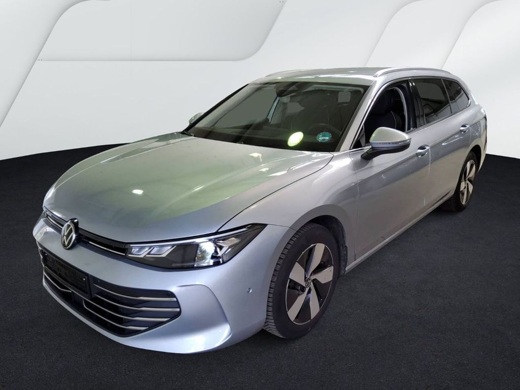 Bild des Angebotes Volkswagen Passat Business 1.5 eTSI DSG /AHK /IQ-DRIVE