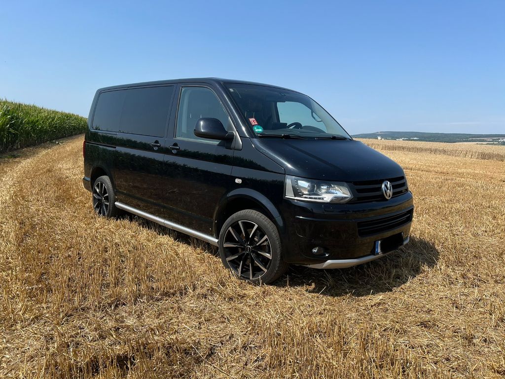 Bild des Angebotes Volkswagen T5 Multivan PanAmericana | Schwarz