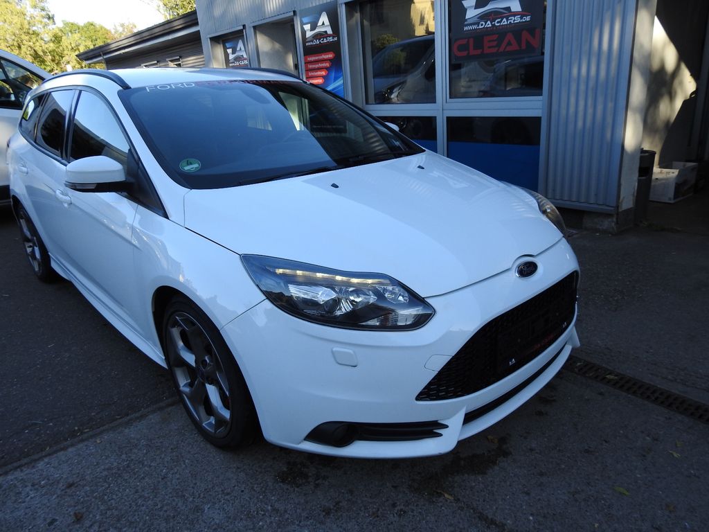 Ford Focus  ST  Leder-Exklusiv-Paket Turnier