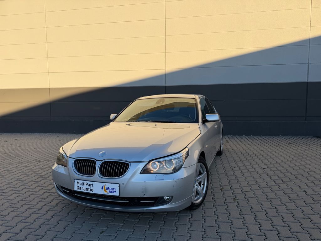 Bild des Angebotes BMW 530 i  Aut.*8-Fach*Aut.*NavProf*Nachtsicht*StHZG