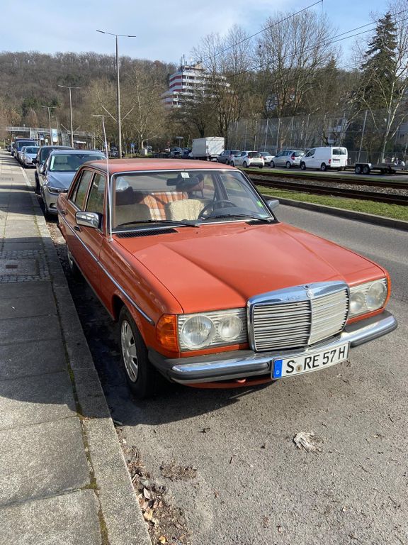 Bild des Angebotes Mercedes-Benz 200D