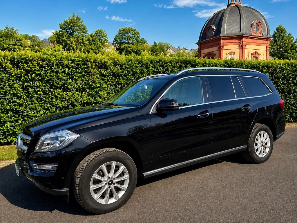 Bild des Angebotes Mercedes-Benz GL 350 BlueTEC 4MATIC - 7 Sitzer - Pano
