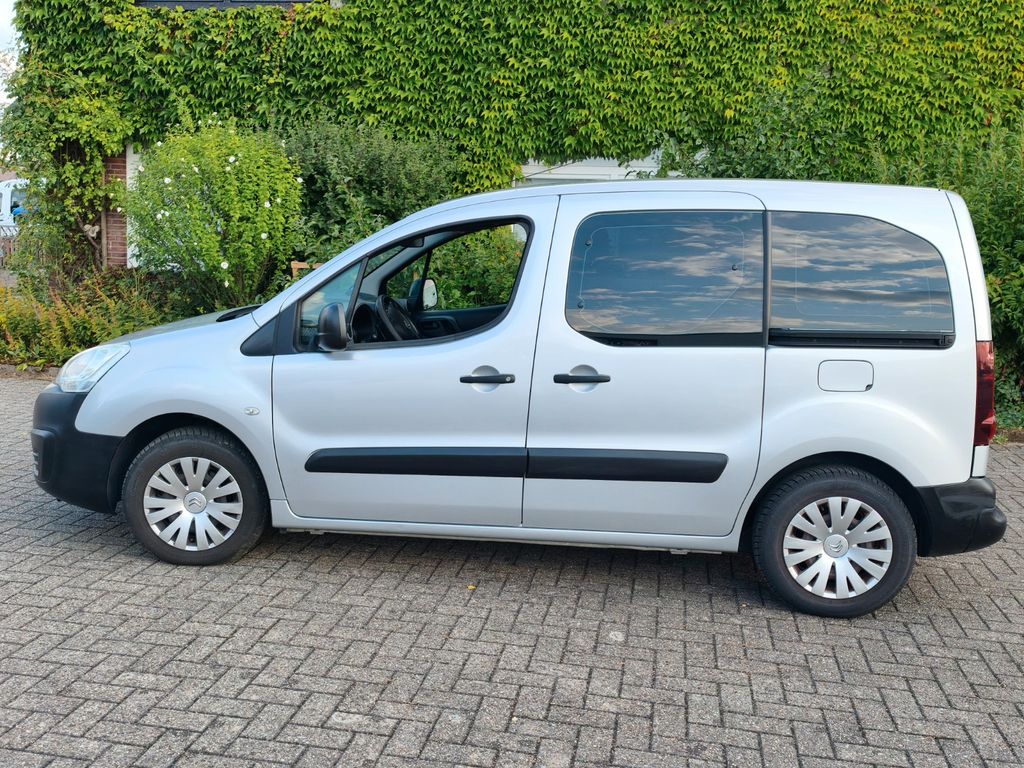 Bild des Angebotes Citroën Berlingo BlueHDi 100