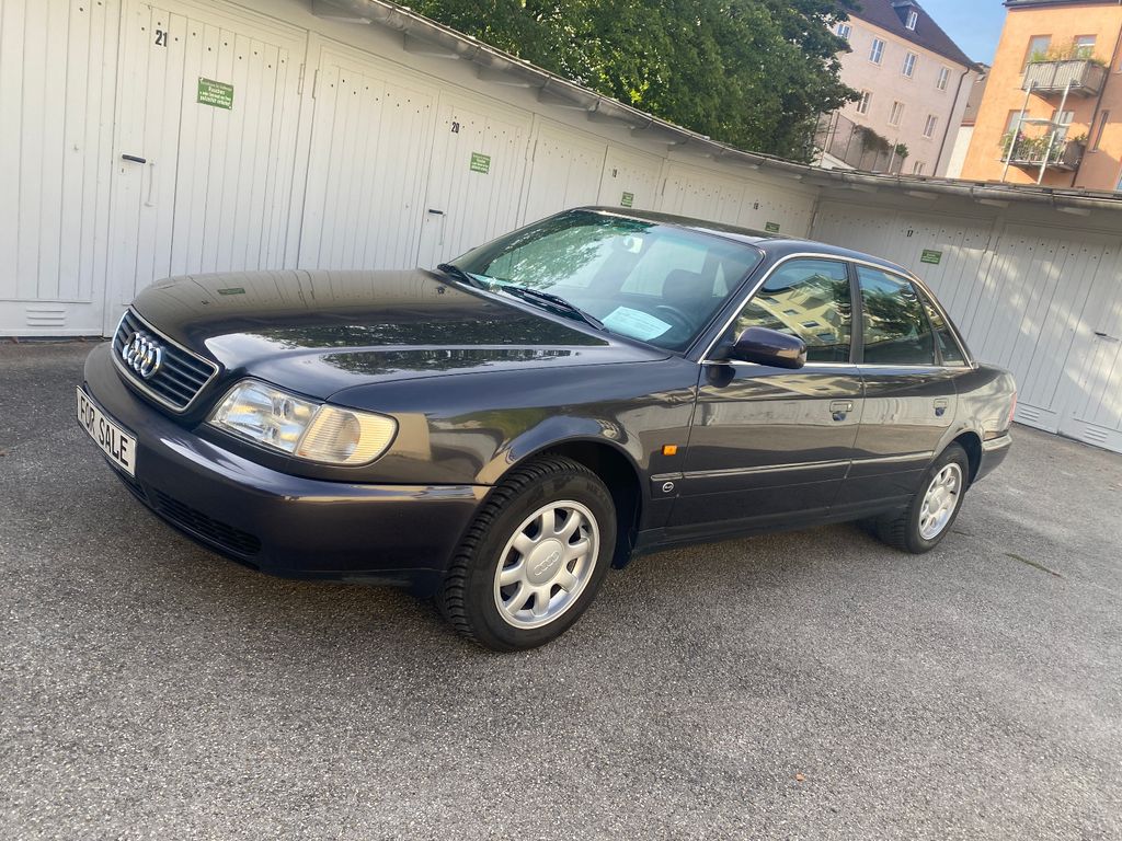 Audi A6 2.6 *VOLLEDER*SSD*4xSHZ*ZAHNR. NEU*TÜV 11.27*