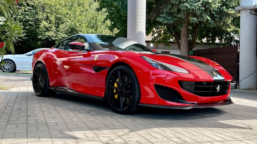 Bild des Angebotes Ferrari Portofino 3.9 T V8 DCT Cabrio Novitec 700PS