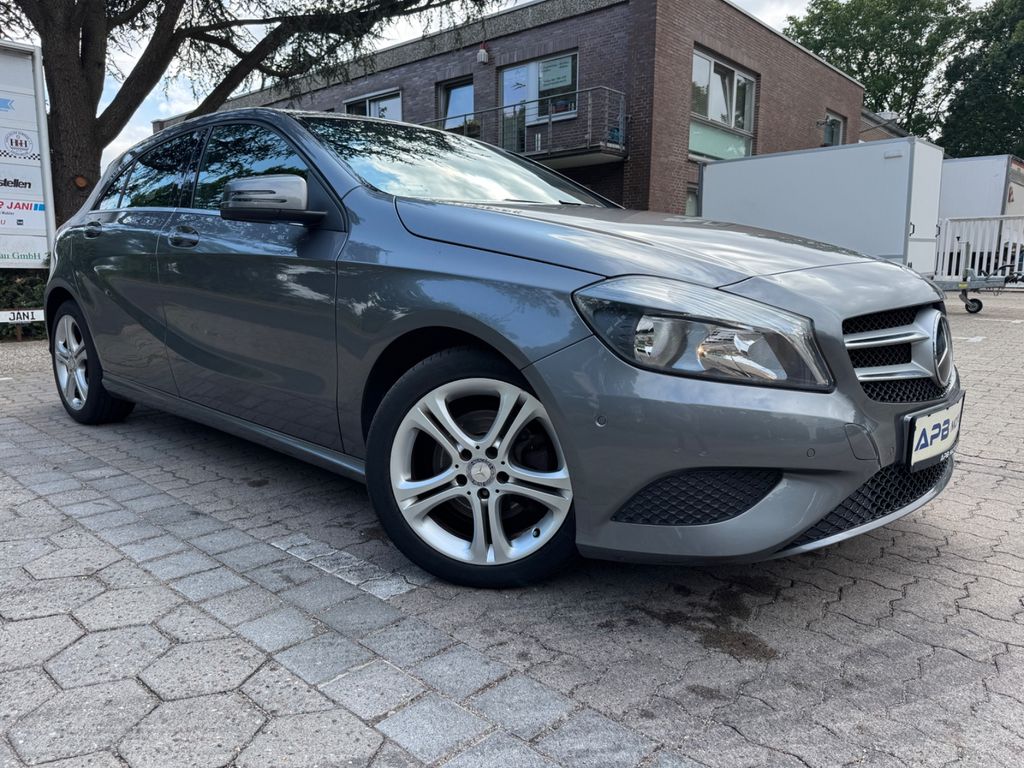 Bild des Angebotes Mercedes-Benz A 180 BE NAVI PARK-ASSIST SITZHEIZUNG PTS ALU
