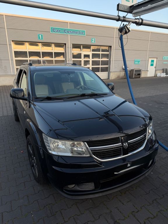 Dodge Journey 7 Sitze RT, 2.7 + Gas.