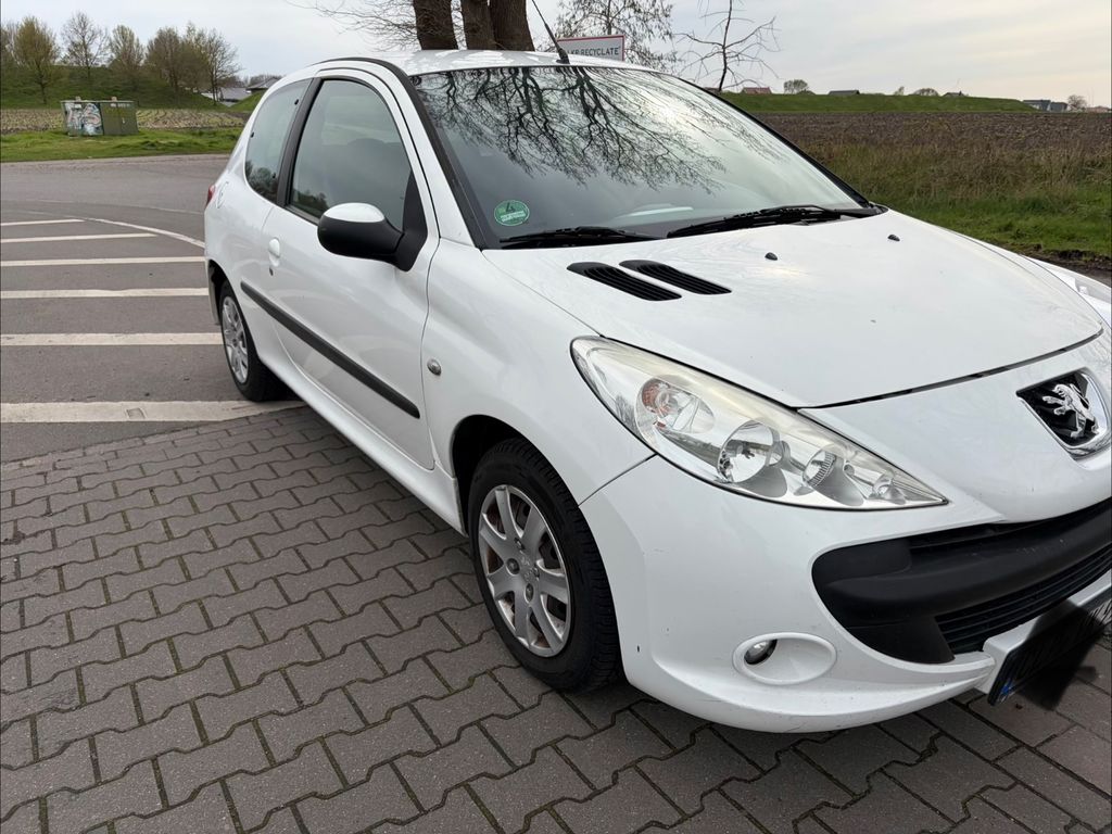 Bild des Angebotes Peugeot 206 1.1 60 MIT NEU TÜV