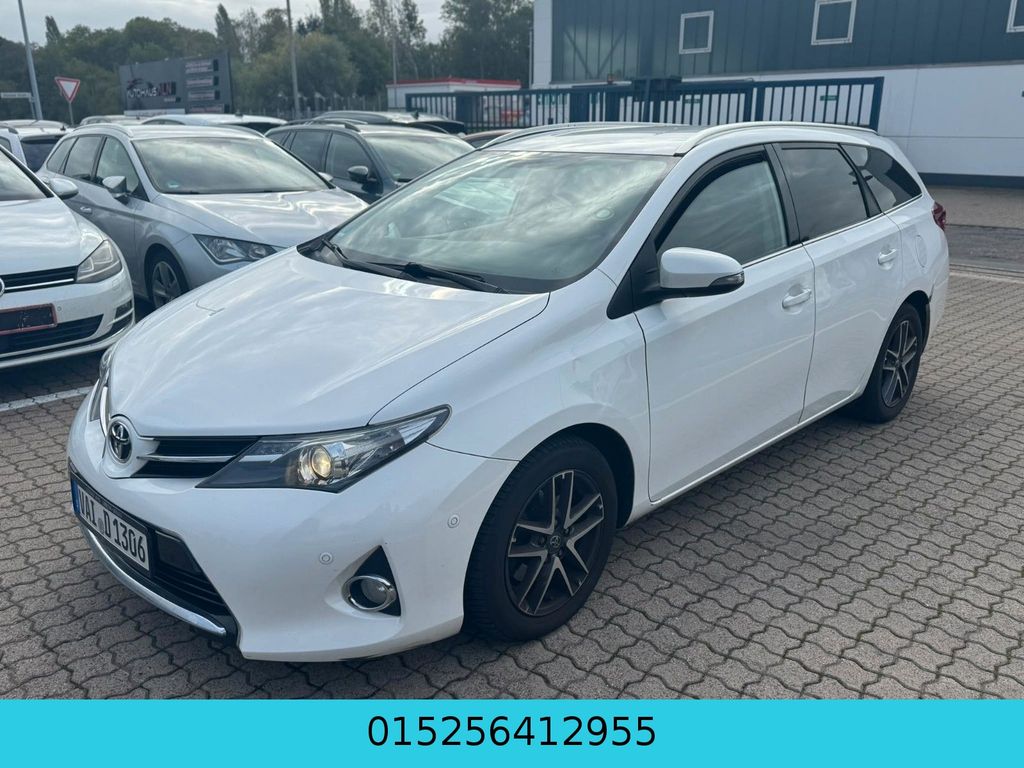 Bild des Angebotes Toyota Auris Touring Sports Edition - 2.0 Diesel