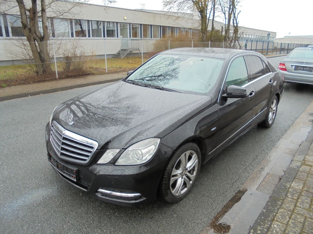 Bild des Angebotes Mercedes-Benz E 220 CDI BlueEfficiency Avantgarde Automatik
