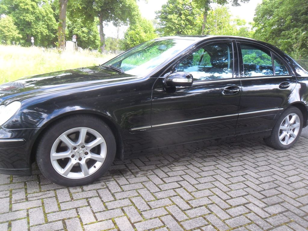 Bild des Angebotes Mercedes-Benz C 200 C Limousine C 200 CDI NAVI / TEMPO / KLIMA