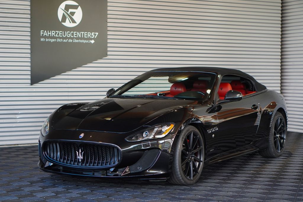 Bild des Angebotes Maserati GranCabrio S 4.7L V8/PDC/NAVI/SHZ/BOSE