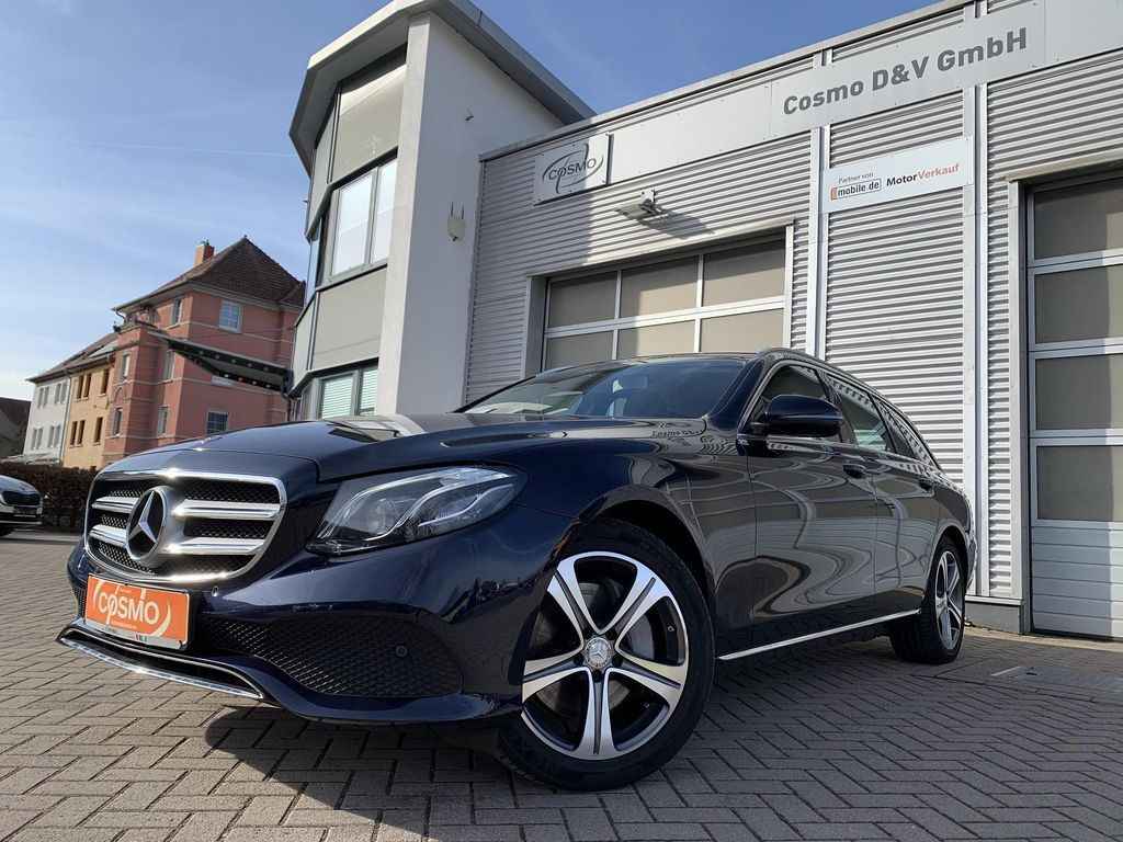 Bild des Angebotes Mercedes-Benz E350 d T-Modell Avantg. AHK+RFK+NAV+MBEAM+MEMORY