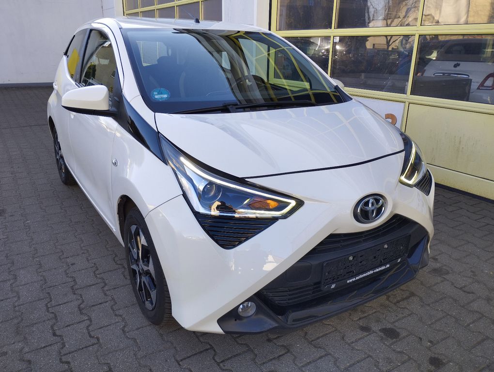 Bild des Angebotes Toyota Aygo AYGO x-JBL