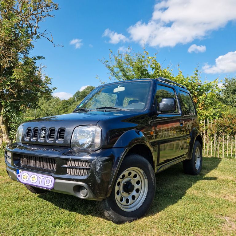 Bild des Angebotes Suzuki Jimny 1.3 4WD Club Club