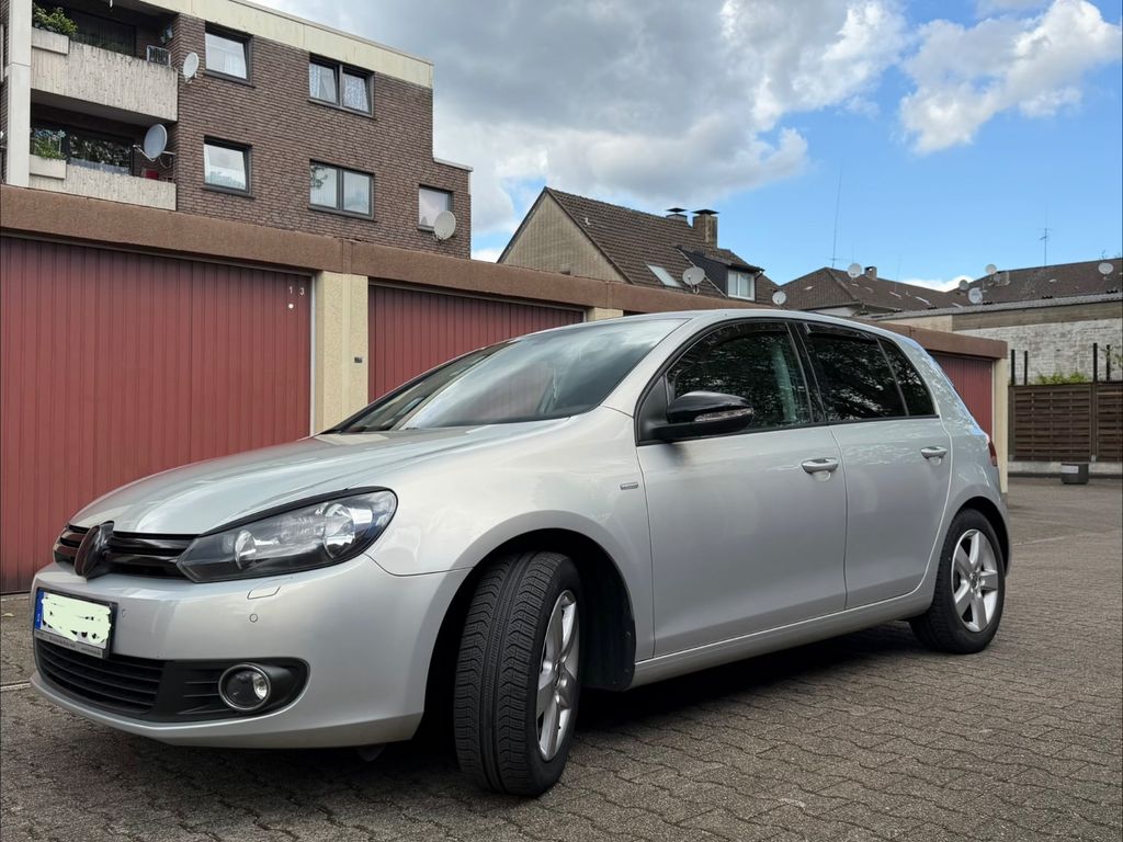 Bild des Angebotes Volkswagen Golf 1.6 TDI MATCH MATCH