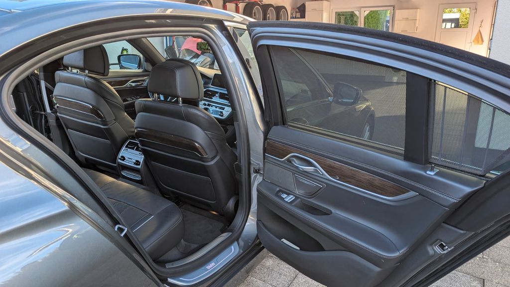 Bild des Angebotes BMW 730d -