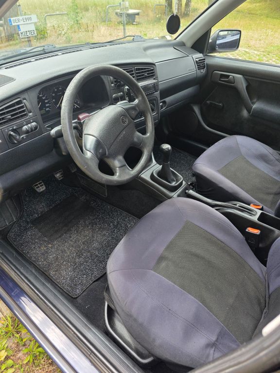 Bild des Angebotes Volkswagen Vento 1.8 GLX GLX