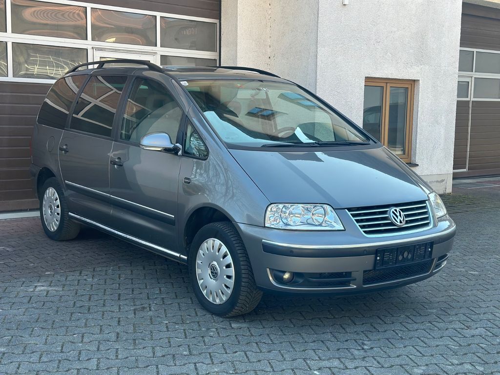 Bild des Angebotes Volkswagen Sharan 1,9 Ltr. - 85 kW TDI,Trendline 7 Sit.