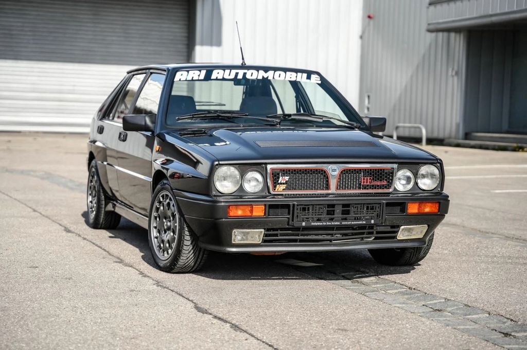 Lancia Delta Integrale HF 16V