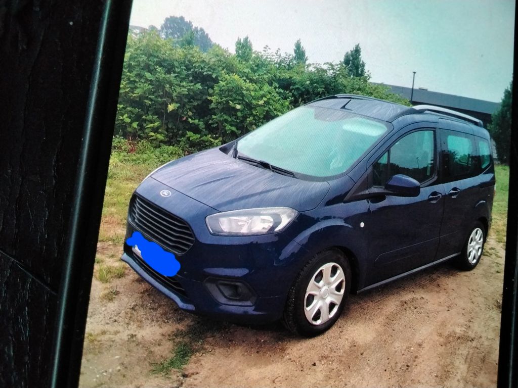 Bild des Angebotes Ford Tourneo Courier 1.0 EcoBoost 74kW Ambiente A...