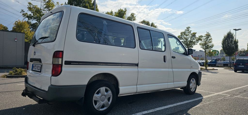 Toyota Hiace lang
