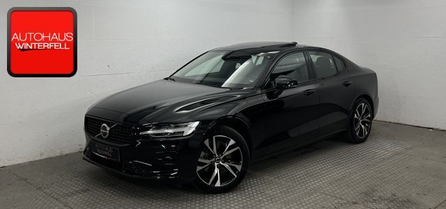 Bild des Angebotes Volvo S60 B4 PLUS DARK PANO+H/K+MEMO+KAMERA+CARPLAY