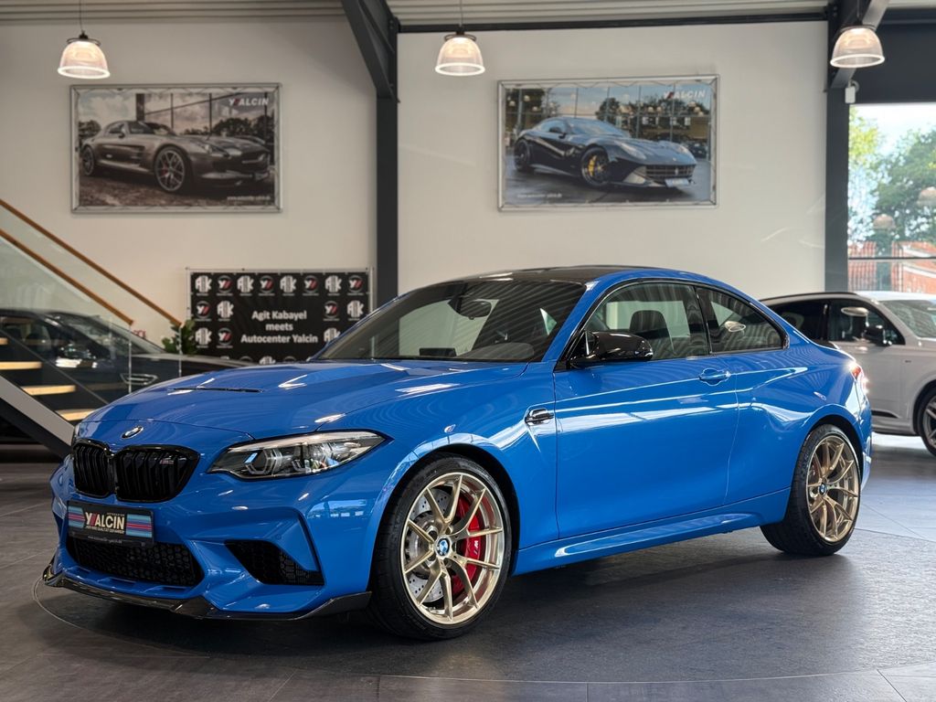 Bild des Angebotes BMW M2 CS S-HEFT/CARBON/AKRAPOVIC/R-CAM/NAVI/X-PEL