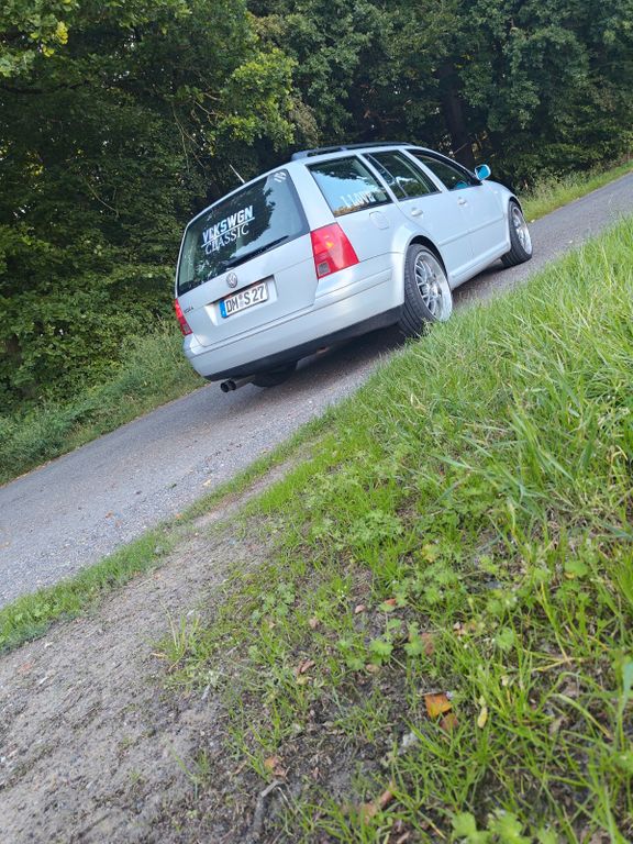 Bild des Angebotes Volkswagen Bora V5 2.3 Highline Variant