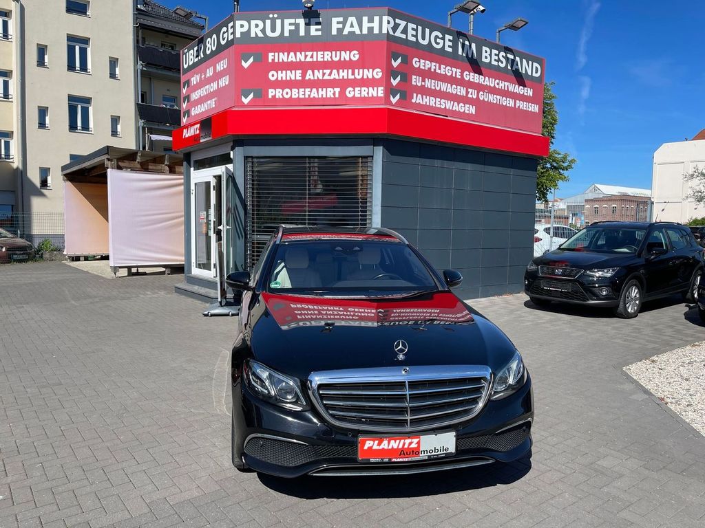Bild des Angebotes Mercedes-Benz E 350 E 350 d/DAB+/LED/SOS/Navi/Kamera/Leder/PDC