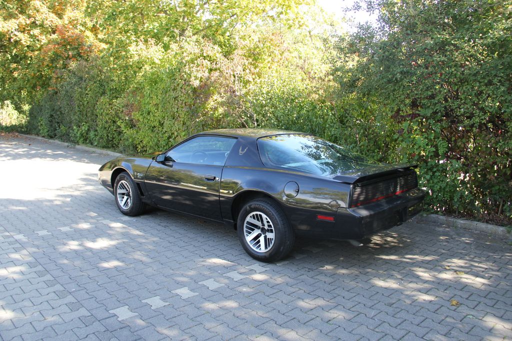 Bild des Angebotes Pontiac Firebird V 8 4,9 L H Kennzeichen HU neu
