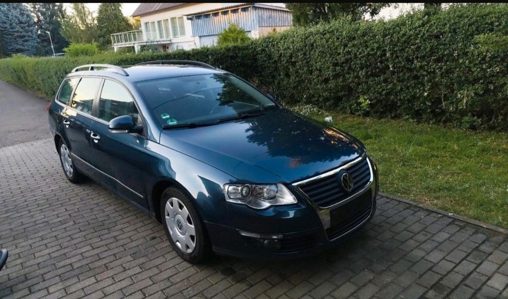 Bild des Angebotes Volkswagen Passat Variant 2.0 TDI DPF Individual Chrom ...
