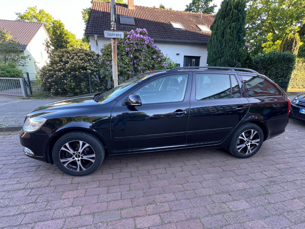 Bild des Angebotes Skoda Octavia 1.6 TDI Classic Combi Classic