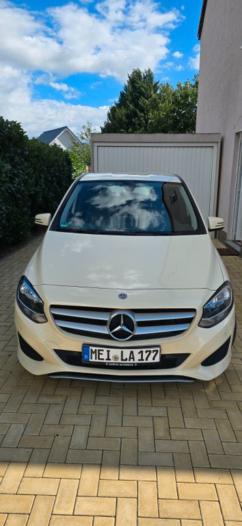 Bild des Angebotes Mercedes-Benz  200 d Autom.