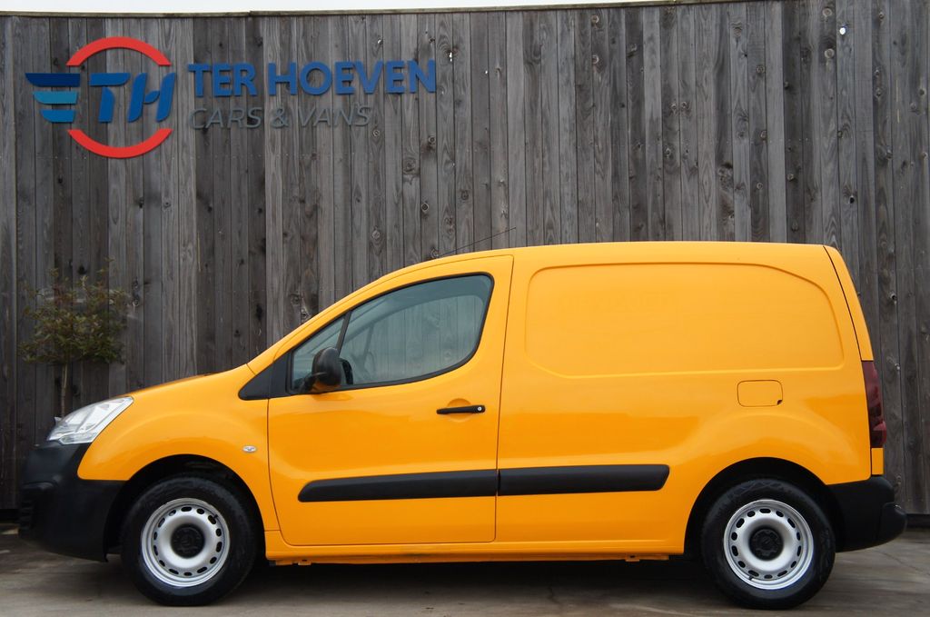 Bild des Angebotes Citroën Berlingo Kastenwagen 1.6 BlueHDi L1H1 Klima AHK