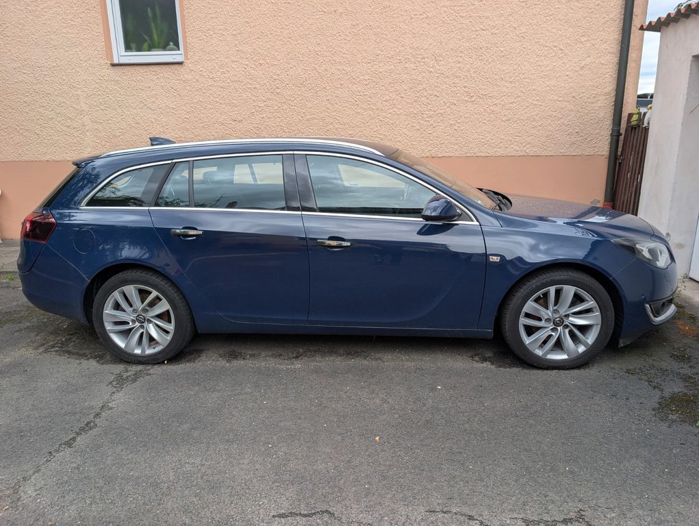 Opel Insignia 2.0 Diesel 125kW Edition 4x4 Sports...