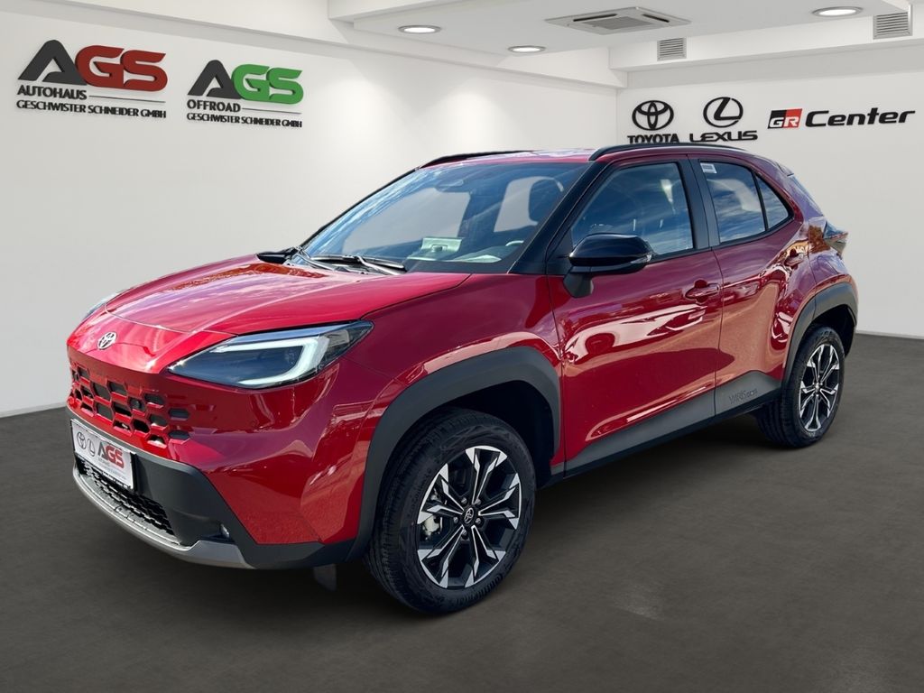 Bild des Angebotes Toyota Yaris Cross 1,5l Hybrid 4x4 Teamplayer Technik N