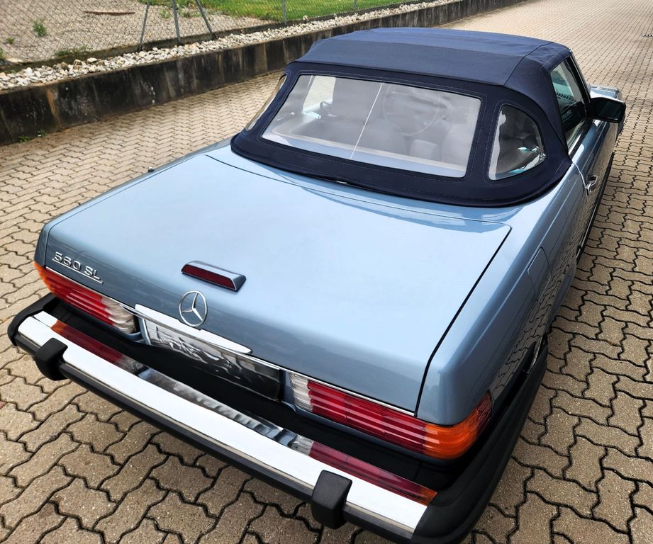 Bild des Angebotes Mercedes-Benz SL 560 Sammlerzustand*Garagenwagen*H-Kennzeichen