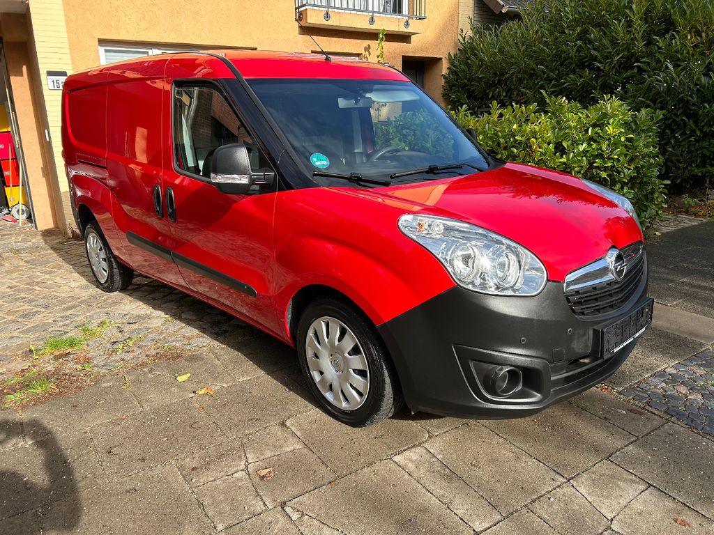 Bild des Angebotes Opel Combo Kasten L2H1 2,4t AHK Tüv 10/28 Klima