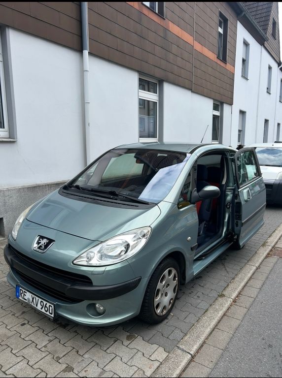 Bild des Angebotes Peugeot 1007 Tendance 90 Tendance