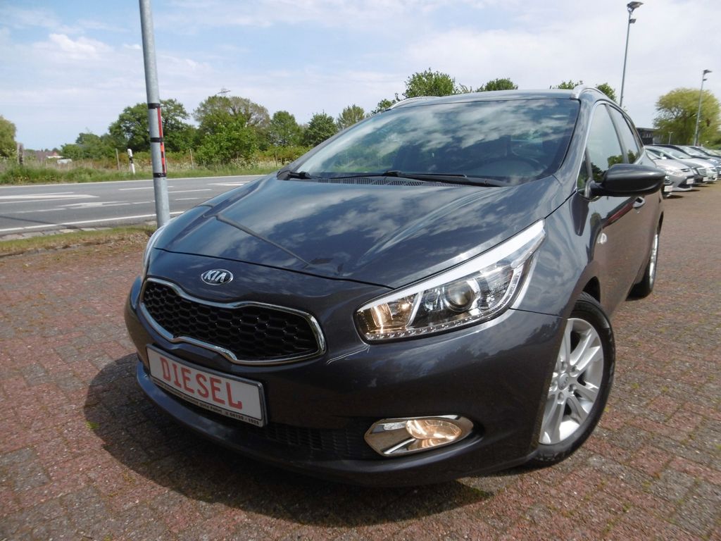 Bild des Angebotes Kia cee'd Sportswagon 1.6 CRDi World Cup Edt.