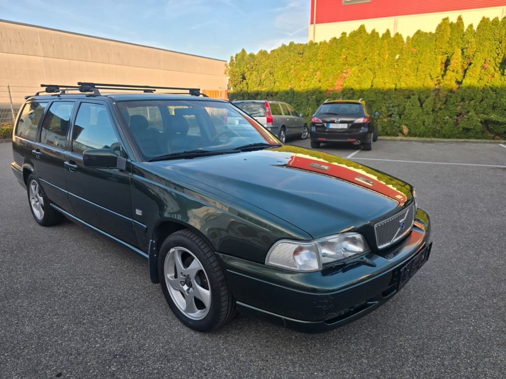 Bild des Angebotes Volvo V70 2.3 T5.     "Schalter Tüv + ZR neu"