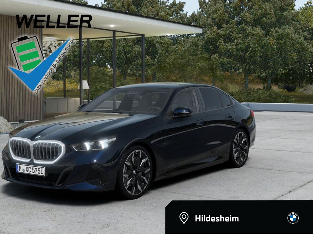 Bild des Angebotes BMW 550e xDrive M Sport B&W,360°,HUD,St&Go,AutoBahn