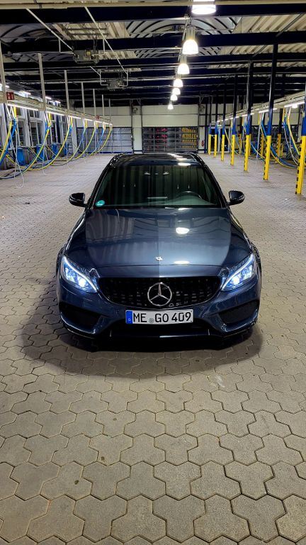 Bild des Angebotes Mercedes-Benz C 400 4MATIC T AMG Line Autom. AMG Line