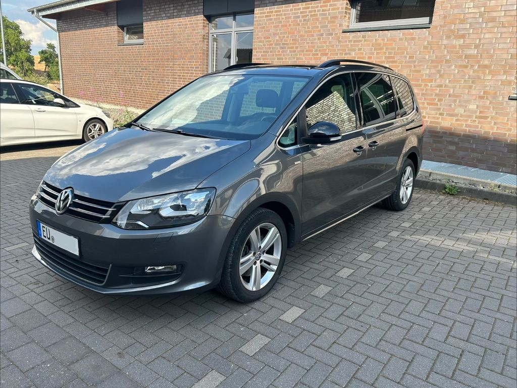 Bild des Angebotes Volkswagen Sharan 2.0 TSI DSG MATCH MATCH