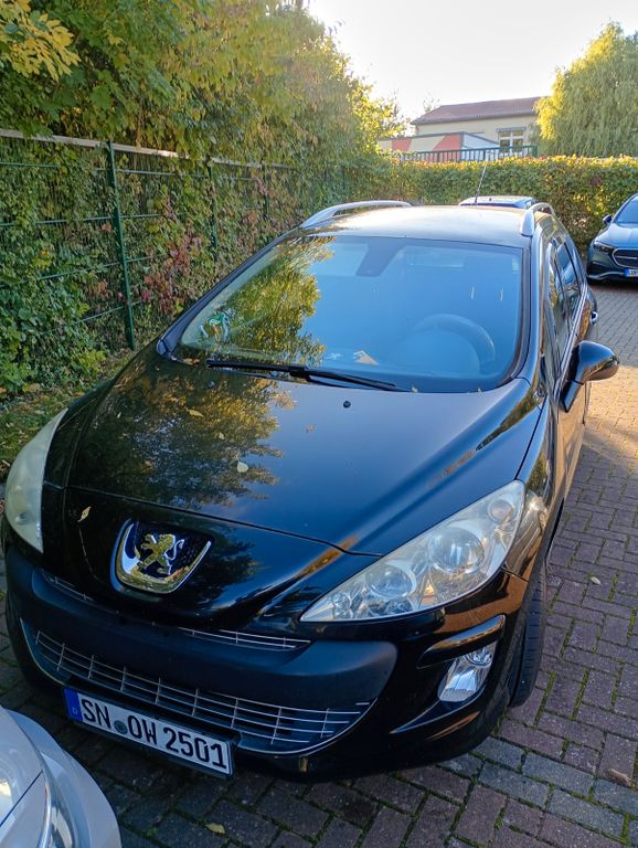 Bild des Angebotes Peugeot 308 SW Family 120 VTi Family