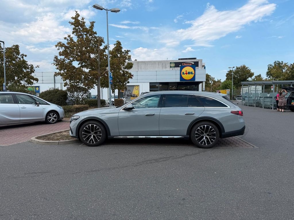 Bild des Angebotes Mercedes-Benz E 450 4MATIC T All-Terrain Autom. All-Terrain