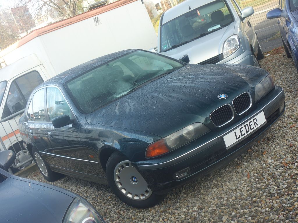 Bild des Angebotes BMW 523i Leder Schiebedach Sitzheizung Vorstandsfhzg